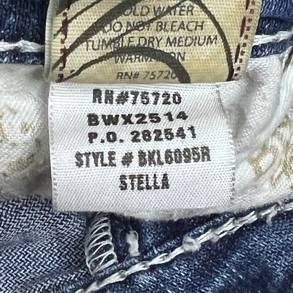 BKE Stella Women’s Jeans Size 25 x 31 Bootcut Distressed Blue Denim Medium Wash - Picture 10 of 12